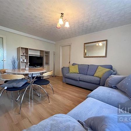 A Cosy 1 Bedroom Apartment Enfield Exterior photo
