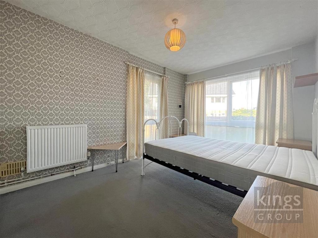 A Cosy 1 Bedroom Apartment Enfield Exterior photo